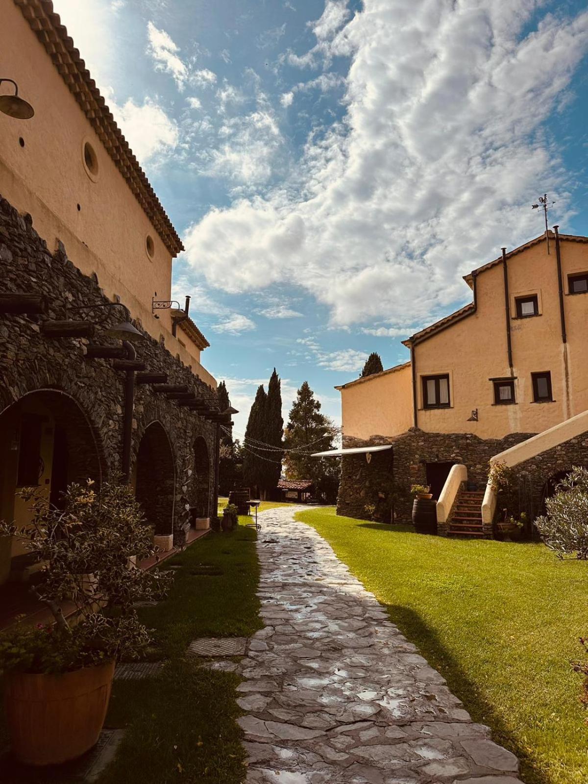 아망테 Il Borgo Della Marinella 게스트하우스 외부 사진