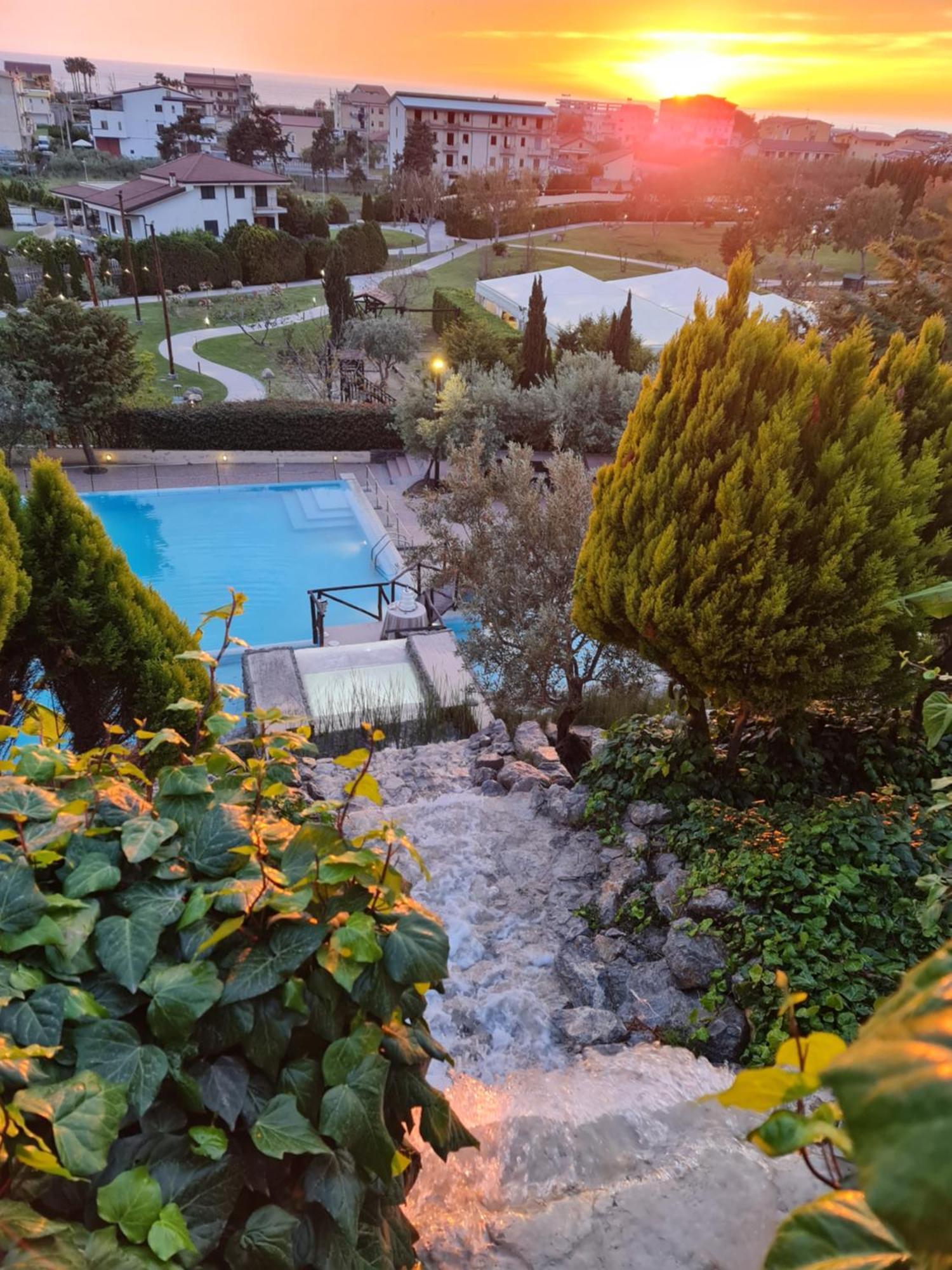 아망테 Il Borgo Della Marinella 게스트하우스 외부 사진